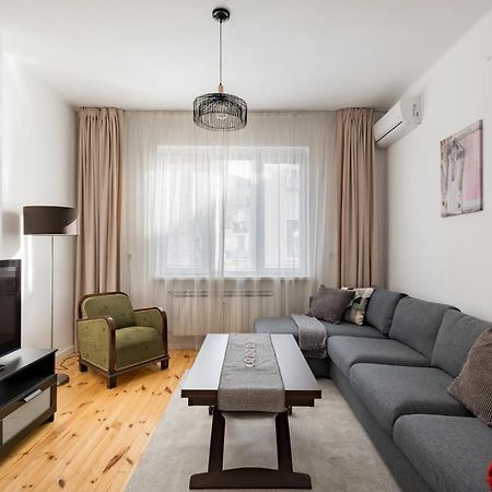 Spacious 3 Bedroom Home In Sofia'S Top Center Kültér fotó
