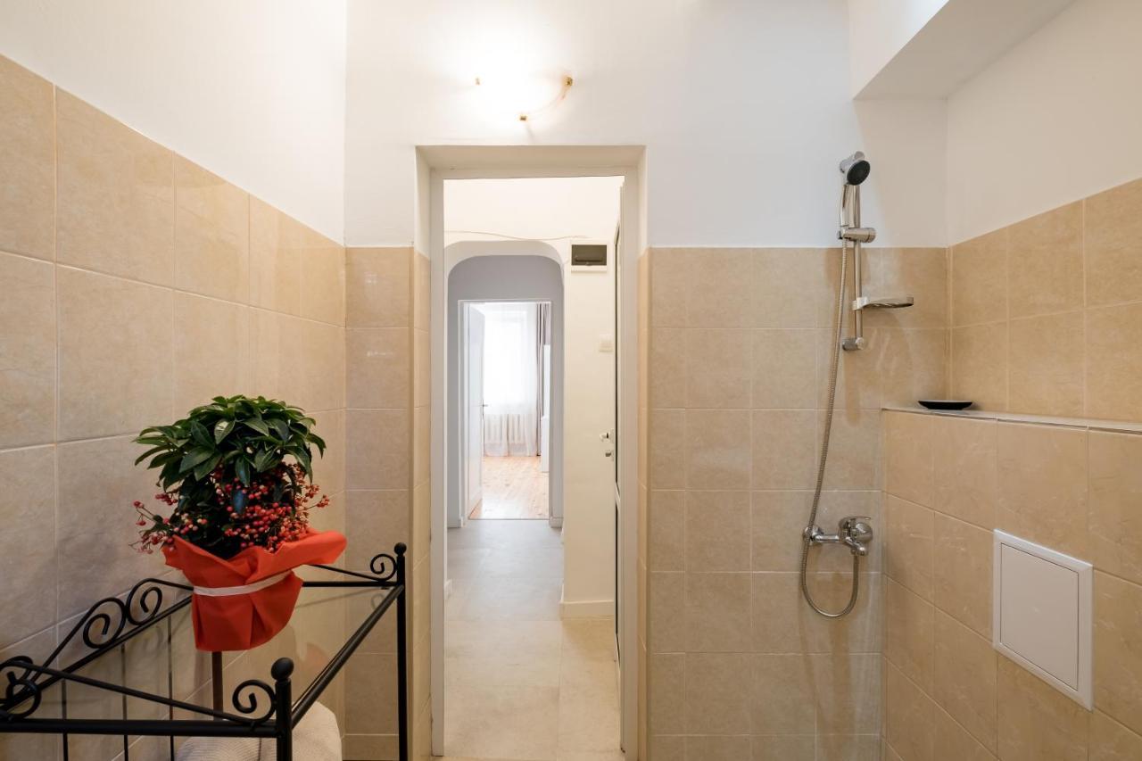 Spacious 3 Bedroom Home In Sofia'S Top Center Kültér fotó