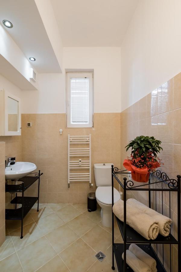 Spacious 3 Bedroom Home In Sofia'S Top Center Kültér fotó